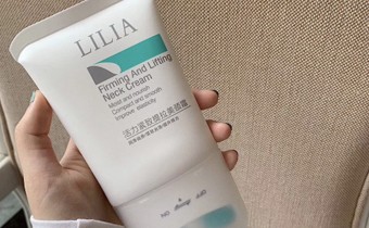 lilia颈霜孕妇可以用吗 lilia颈霜效果怎么样